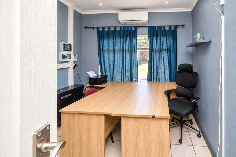 3 Bedroom Property for Sale in Melodie North West